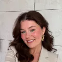Danielle Headshot